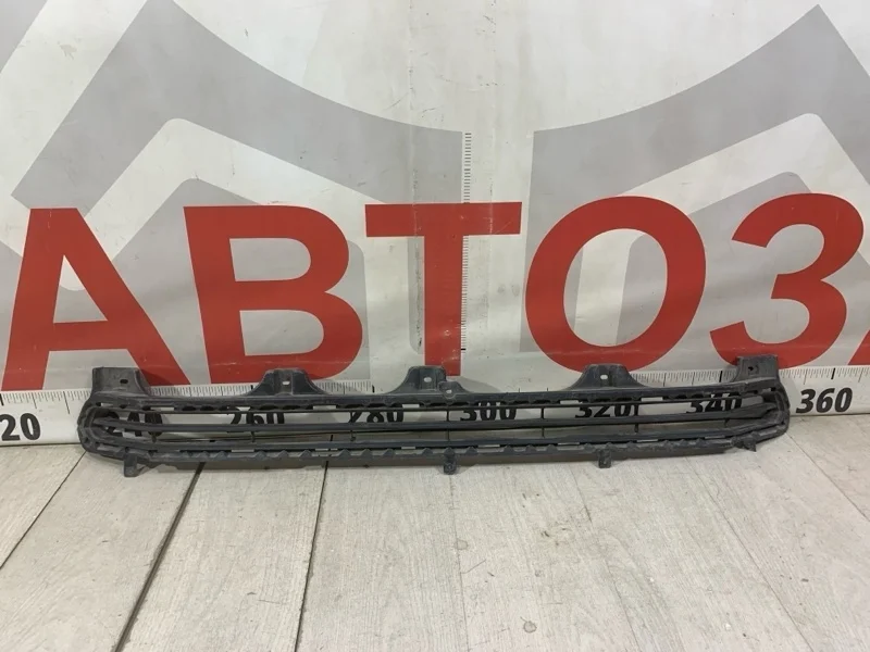 Решетка бампера передняя Toyota Land cruiser Prado