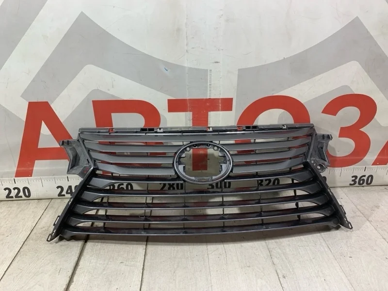 Решетка радиатора передняя Lexus RX 4 2015-2019