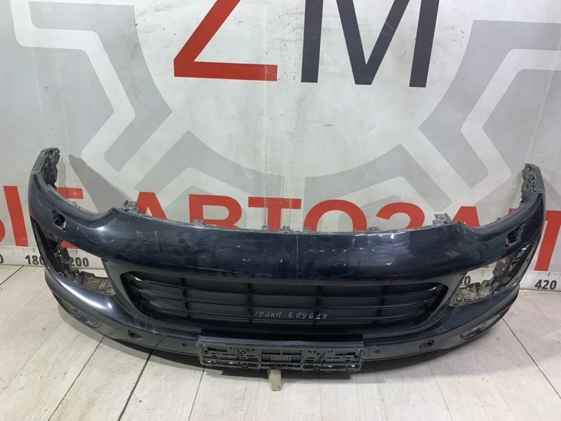 Бампер с решеткой радиатора передний Porsche