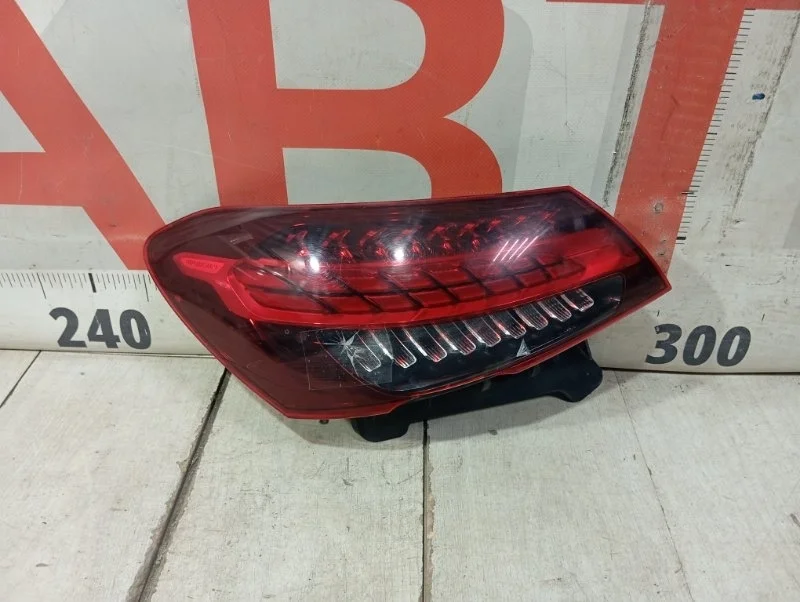 Фонарь задний левый Mercedes E-Klasse W213 2016-нв