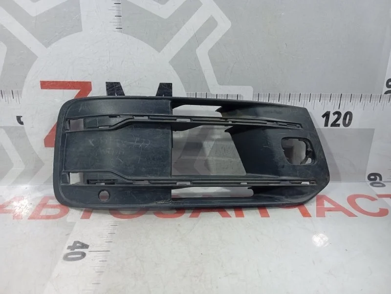 Решетка бампера передняя левая Audi Q7 4M