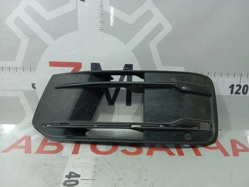 Накладка птф передняя левая Audi Q7 4M 2015-нв