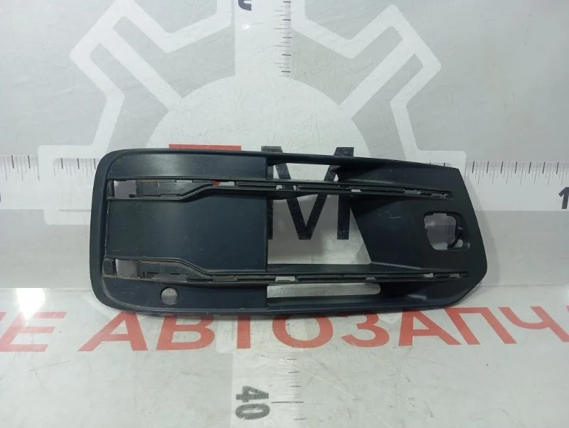 Решетка бампера передняя левая Audi Q7 4M 2015-нв