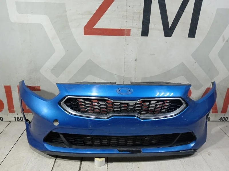 Бампер в сборе передний KIA Ceed 3 CD