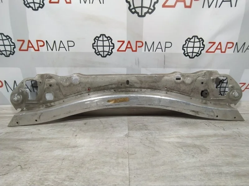 Панель телевизор передний Mercedes-Benz E-klass