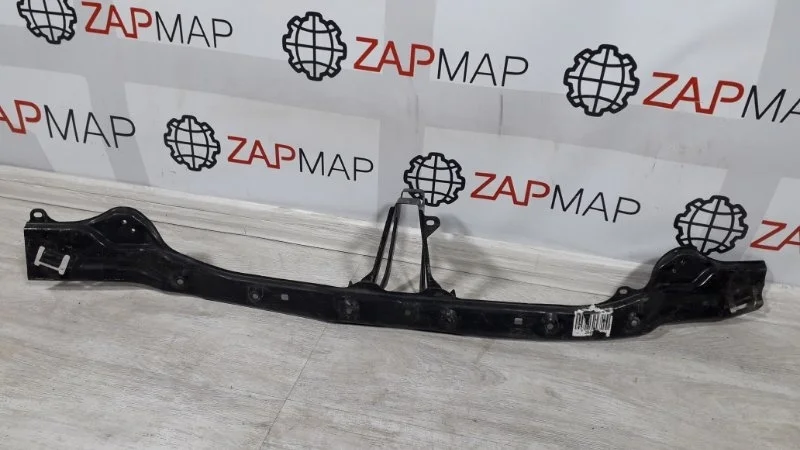 Усилитель бампера передний Mitsubishi Pajero