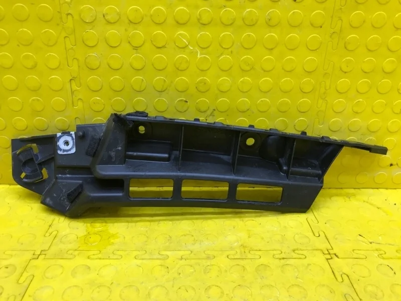 Кронштейн бампера Porsche Panamera 2014 97050563602 970 CWAA, задний правый