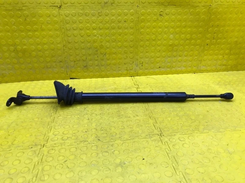 Ограничитель двери Porsche Panamera 2014 97053715200 970 CWAA, передний правый