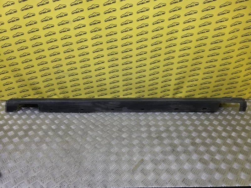 Накладка на порог (наружная) Land Rover Discovery V (2016-Н.в.) 2018 CPLA101D56AD 3.0 D 30DDTX