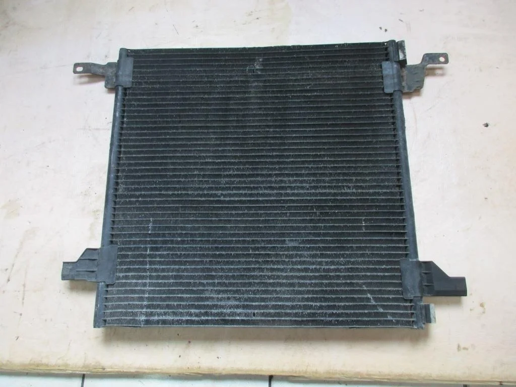 Радиатор кондиционера Mercedes-Benz