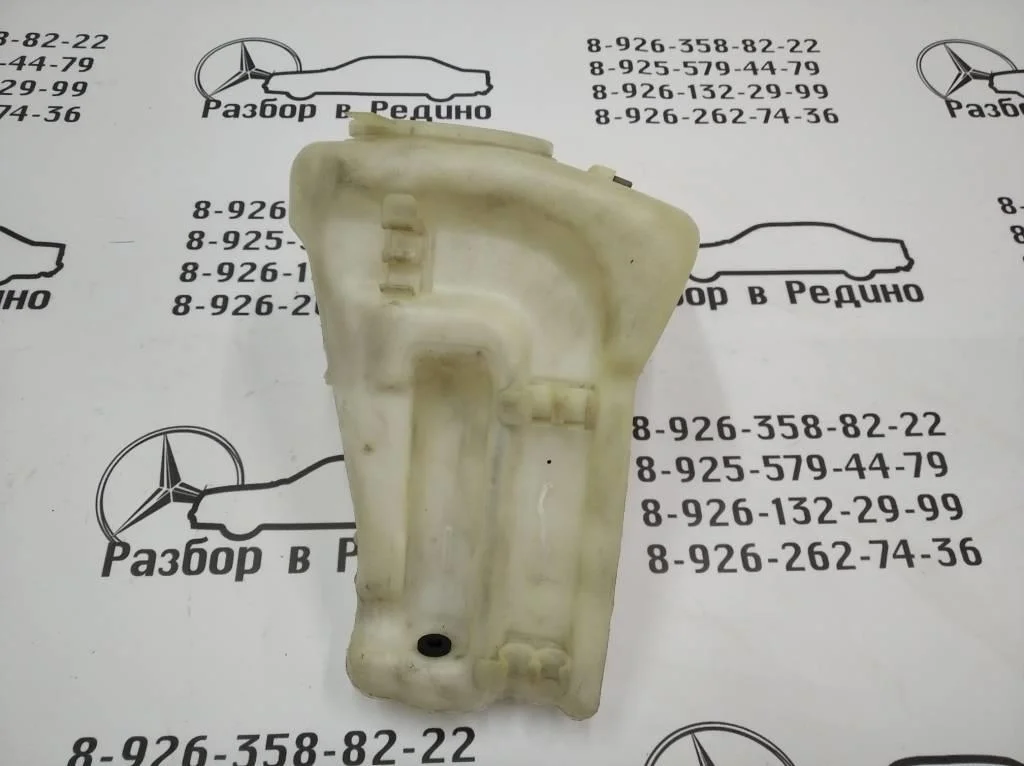 Бачок омывателя Mercedes-Benz