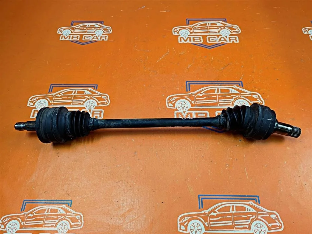Привод задний Mercedes-Benz