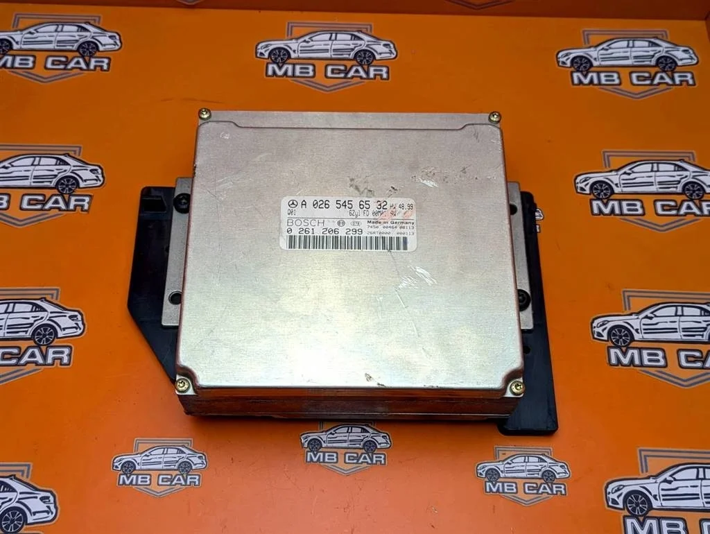 Блок управления двигателем Mercedes-Benz