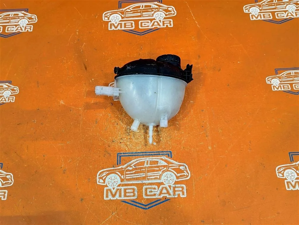 Бачок расширительный Mercedes-Benz