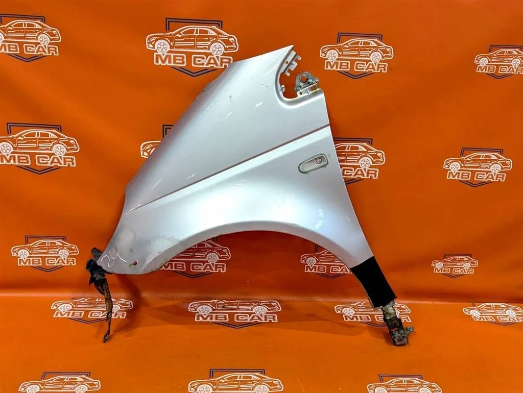 Крыло переднее левое Mercedes-Benz