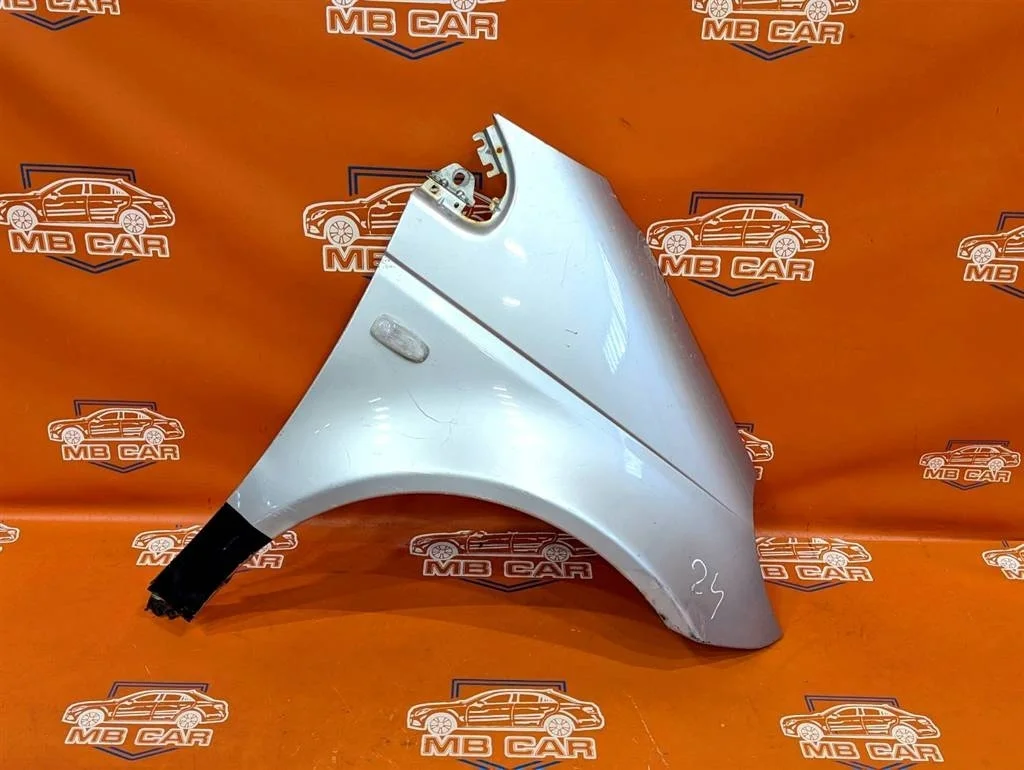 Крыло переднее правое Mercedes-Benz