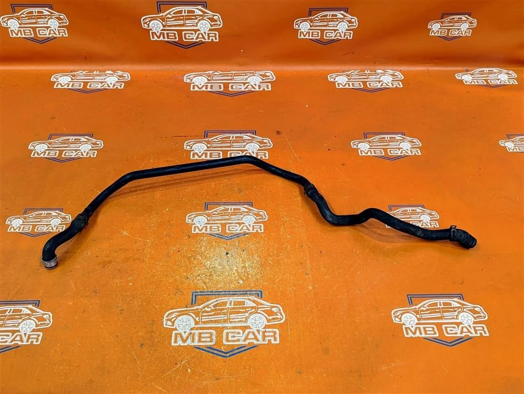 Трубка ОЖ Mercedes-Benz