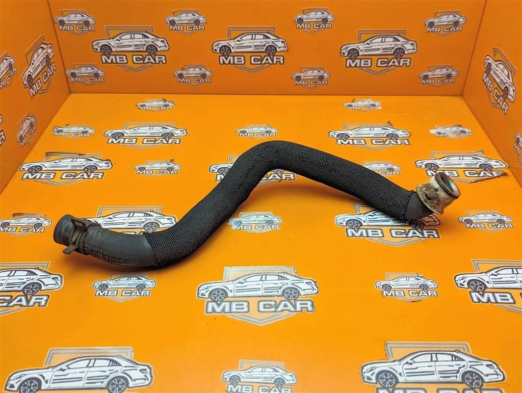 Патрубок ОЖ Mercedes-Benz