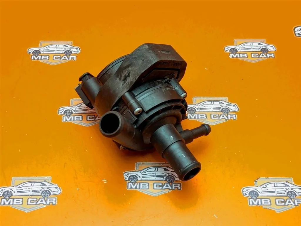 Насос циркуляционный Mercedes-Benz