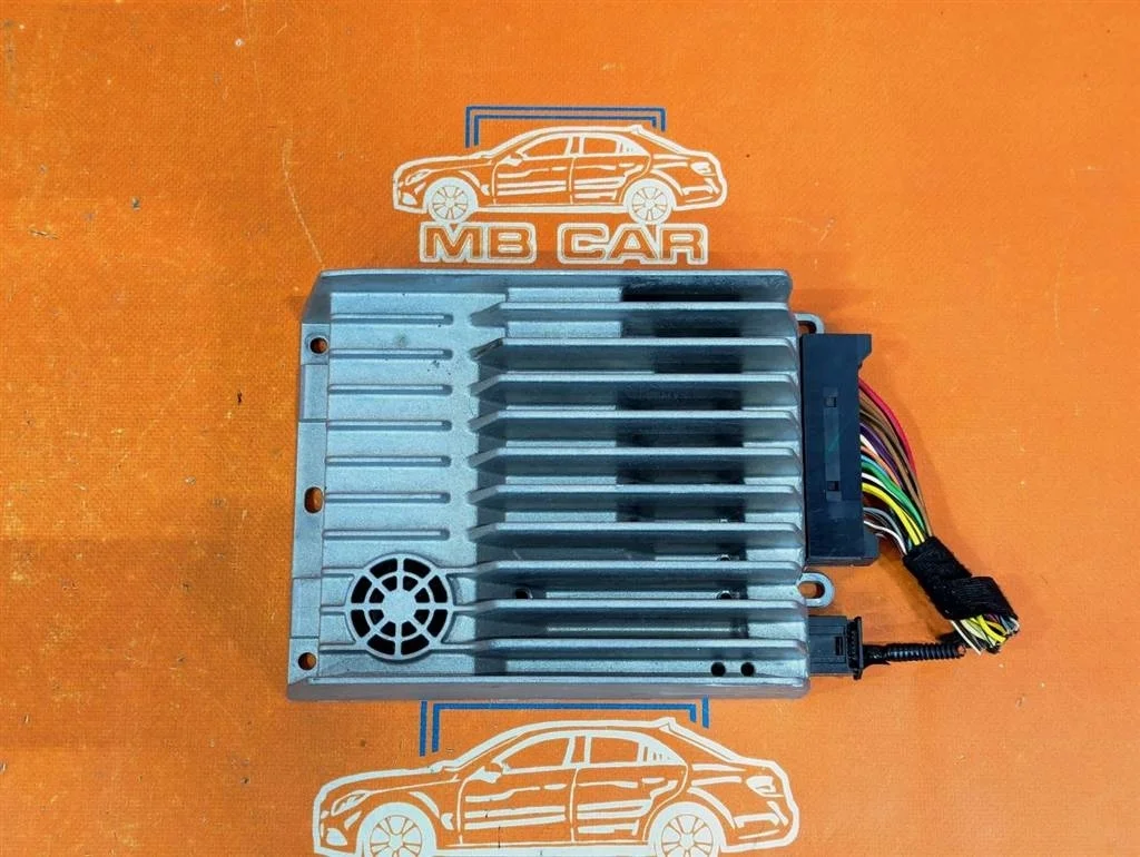 Усилитель звука Mercedes-Benz