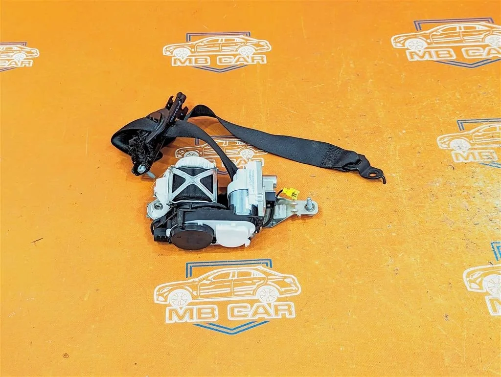 Ремень безопасности передний правый Mercedes-Benz
