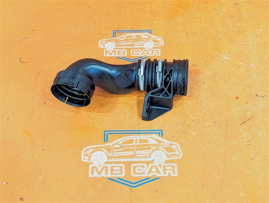 Патрубок интеркулера Mercedes-Benz