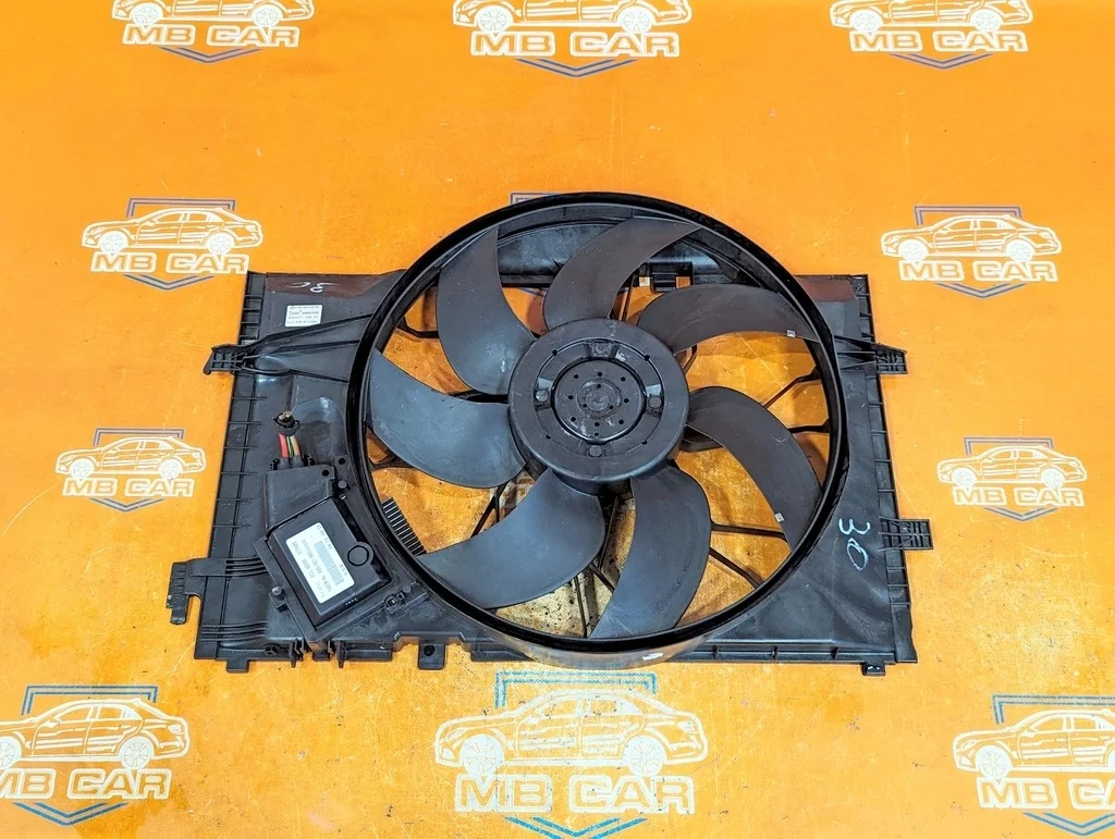 Вентилятор основной Mercedes-Benz