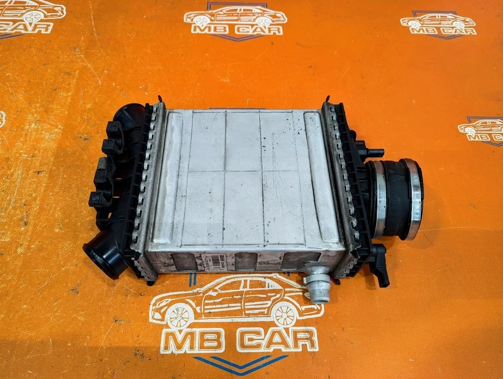 Интеркулер Mercedes-Benz