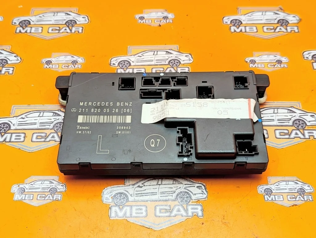 Блок двери Mercedes-Benz