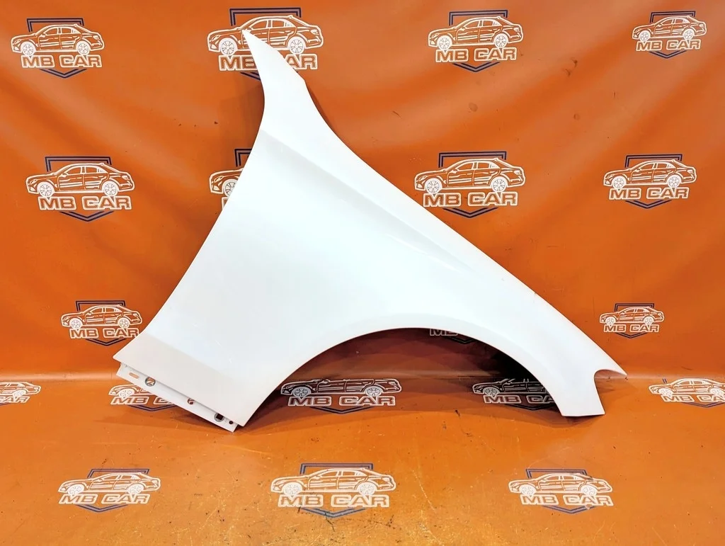Крыло переднее правое Mercedes-Benz