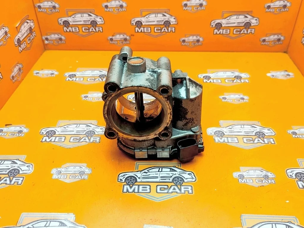 Дроссельная заслонка Mercedes-Benz