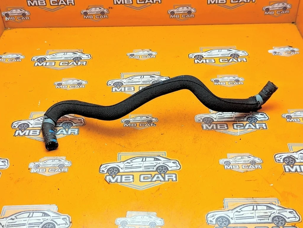 Шланг вентиляции Mercedes-Benz