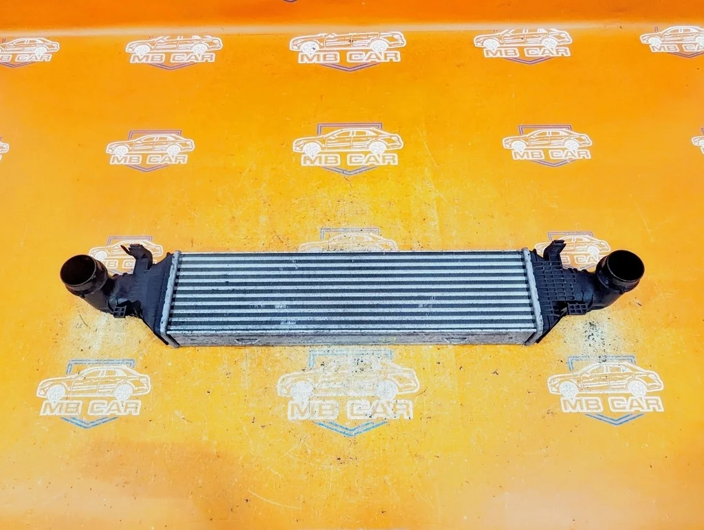 Интеркулер Mercedes-Benz