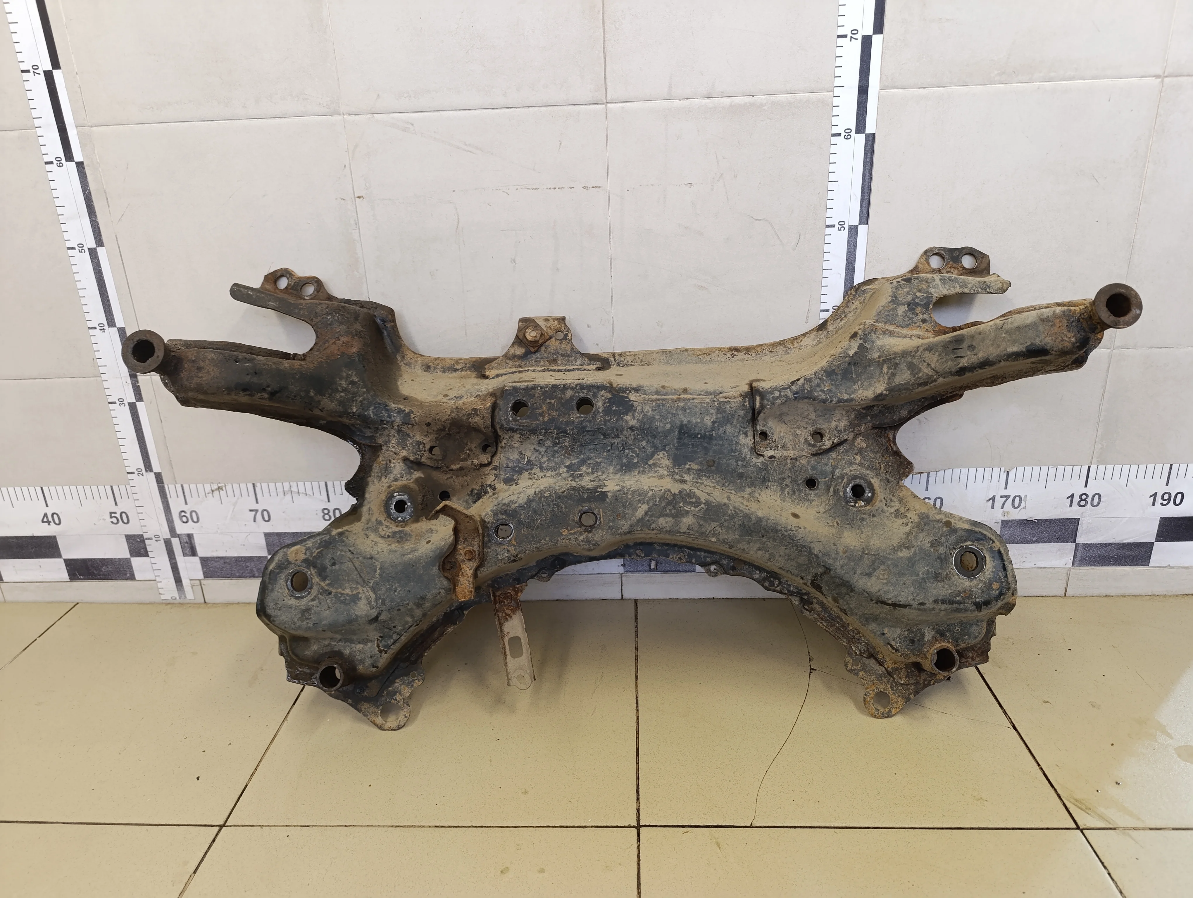 Балка подмоторная Corolla E15 2006-2013