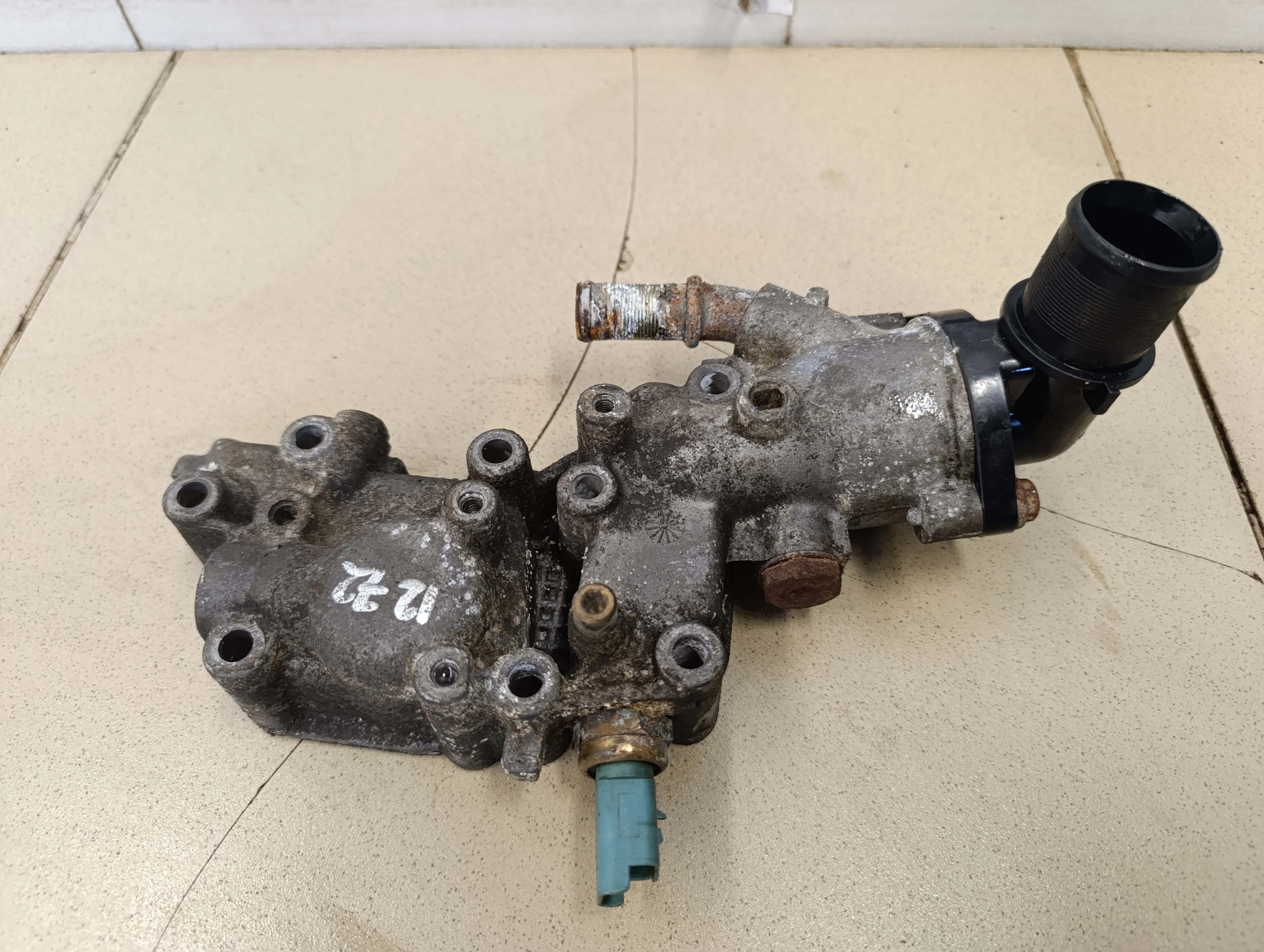 Корпус термостата C3 2002-2009