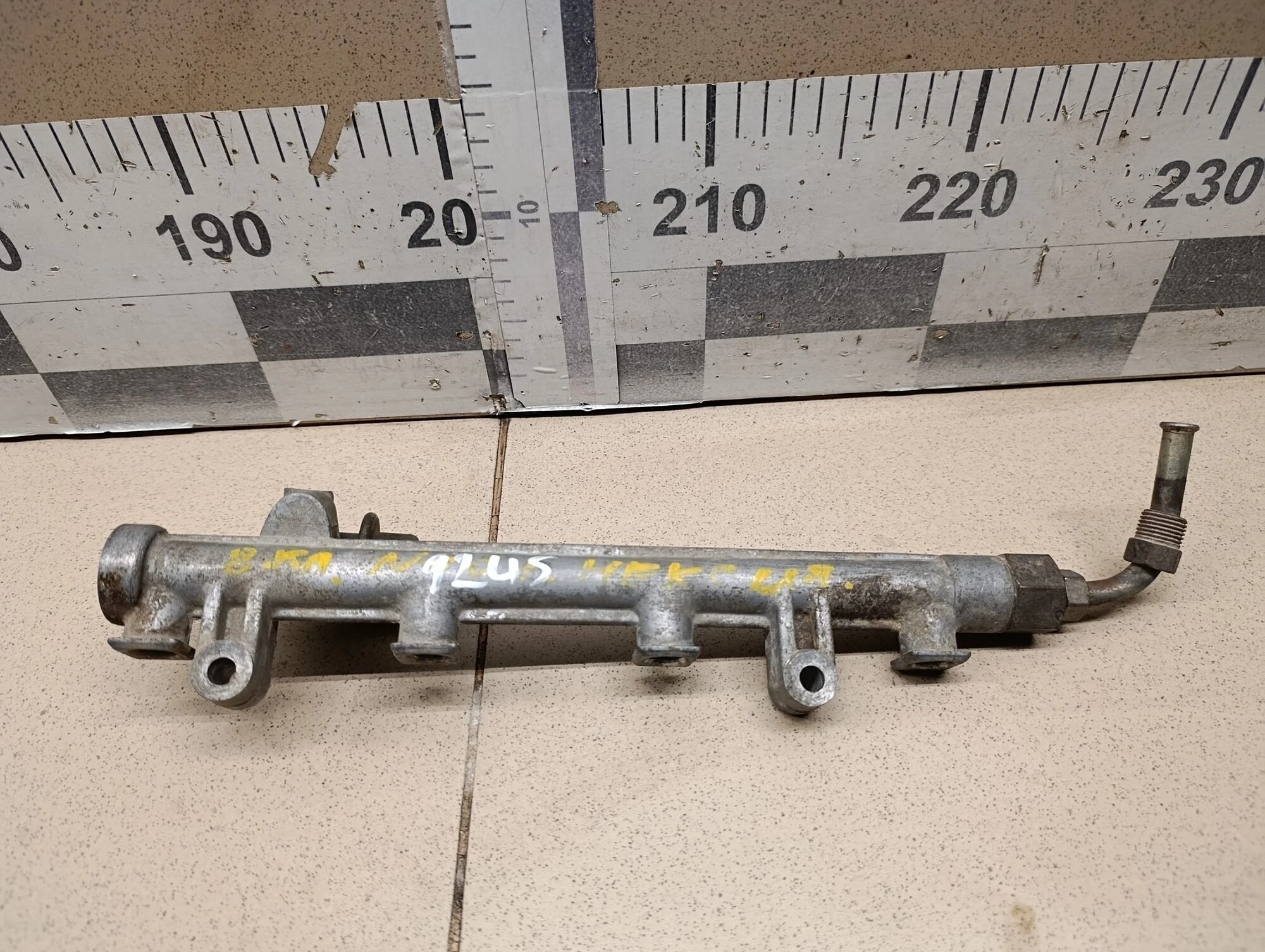 Рейка топливная (рампа) Lanos 2004-2010