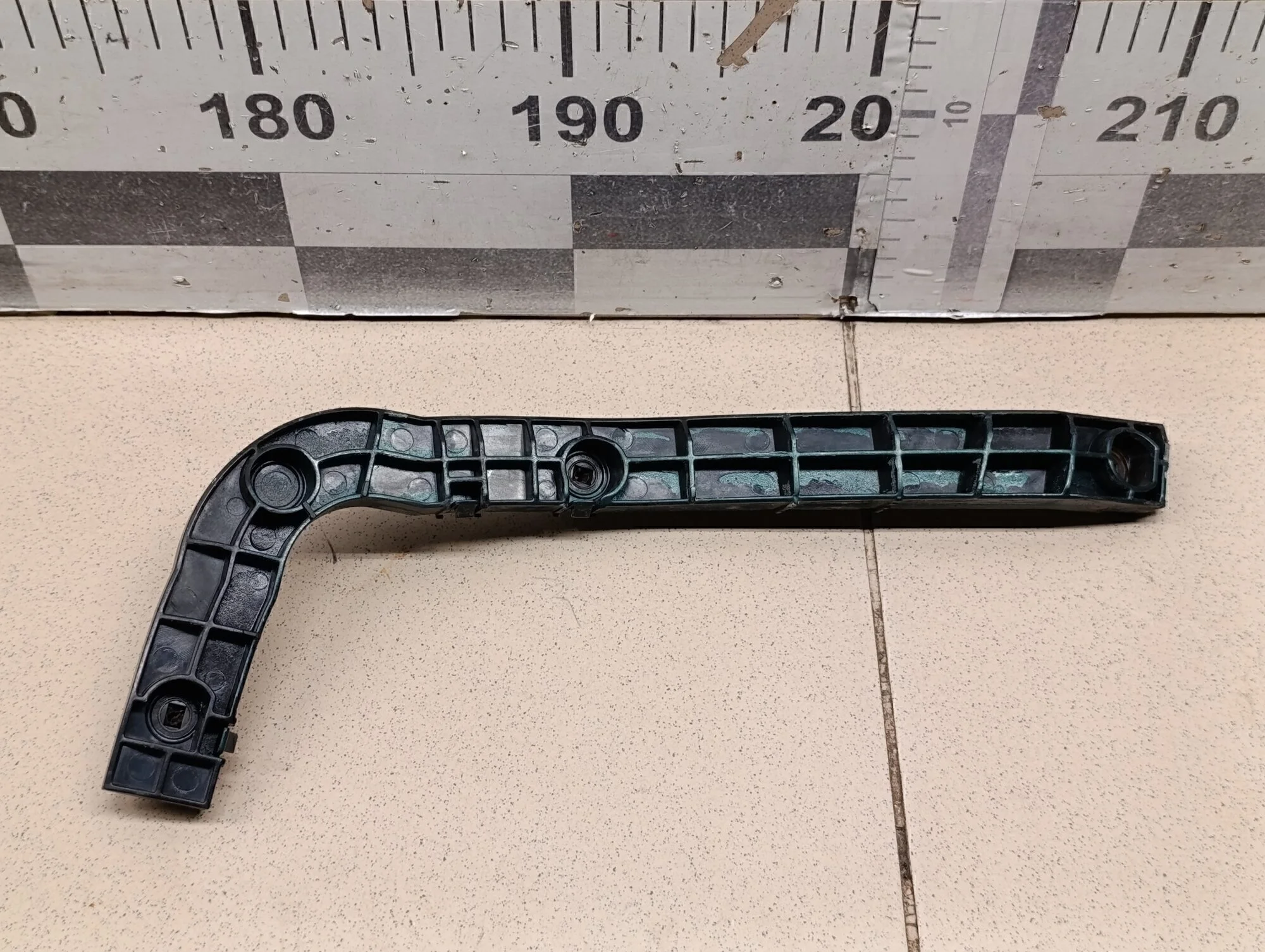 Кронштейн заднего бампера левый Grand Vitara 2006-2015