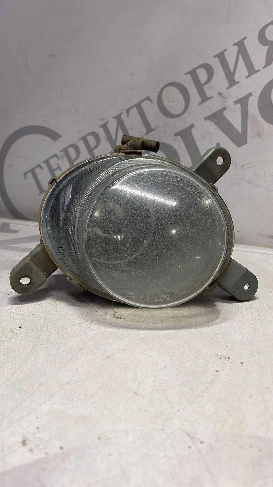 Противотуманная фара левая