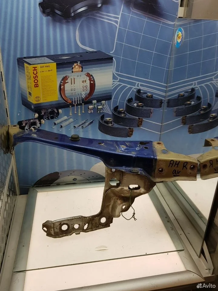 Панель фары передняя правая opel astra h