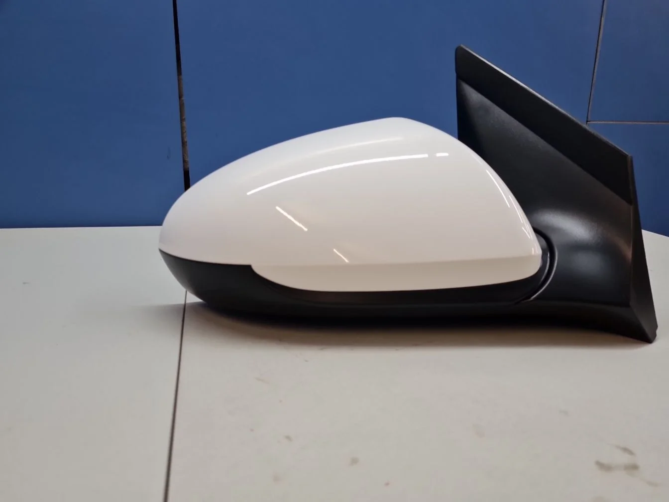 Зеркало правое для Hyundai Solaris 2017-