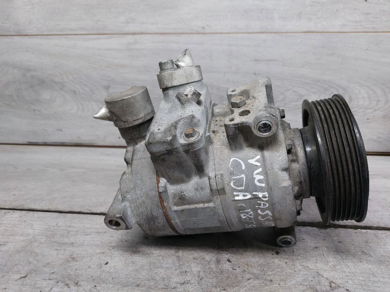 компрессор кондиционера Volkswagen Golf 6