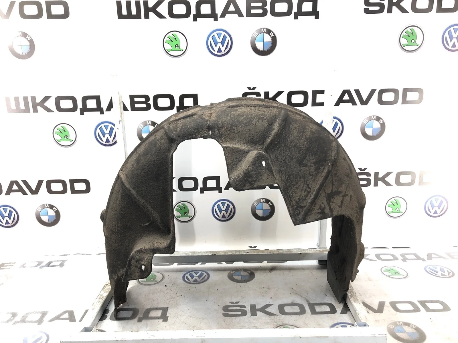 Подкрылок Skoda Octavia 5E0810969A A7 (5E) 2.0 CKFC, задний левый