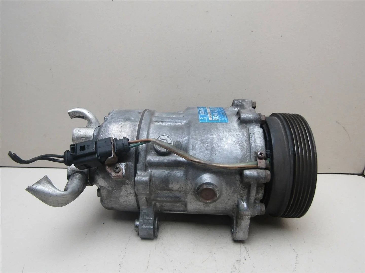 Компрессор системы кондиционирования Skoda Octavia (A4 1U-) 2000-2011  [1J0820803K]  в Вологде