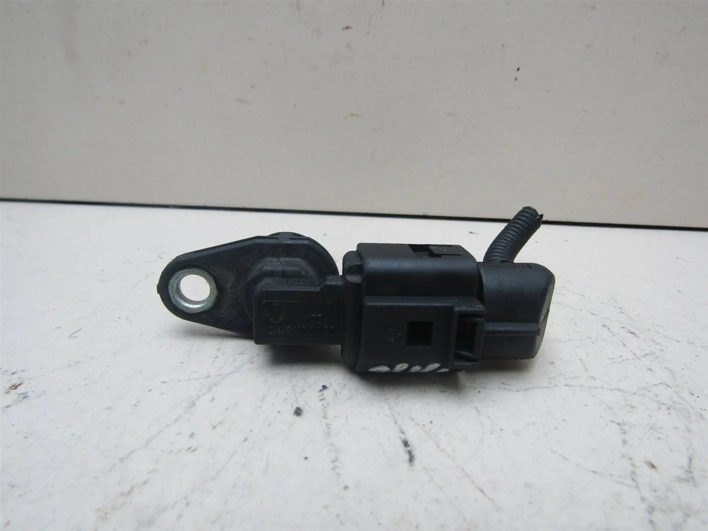 Датчик положения распредвала VW Golf IV \Bora 1997-2005  [036907601D]  в Вологде