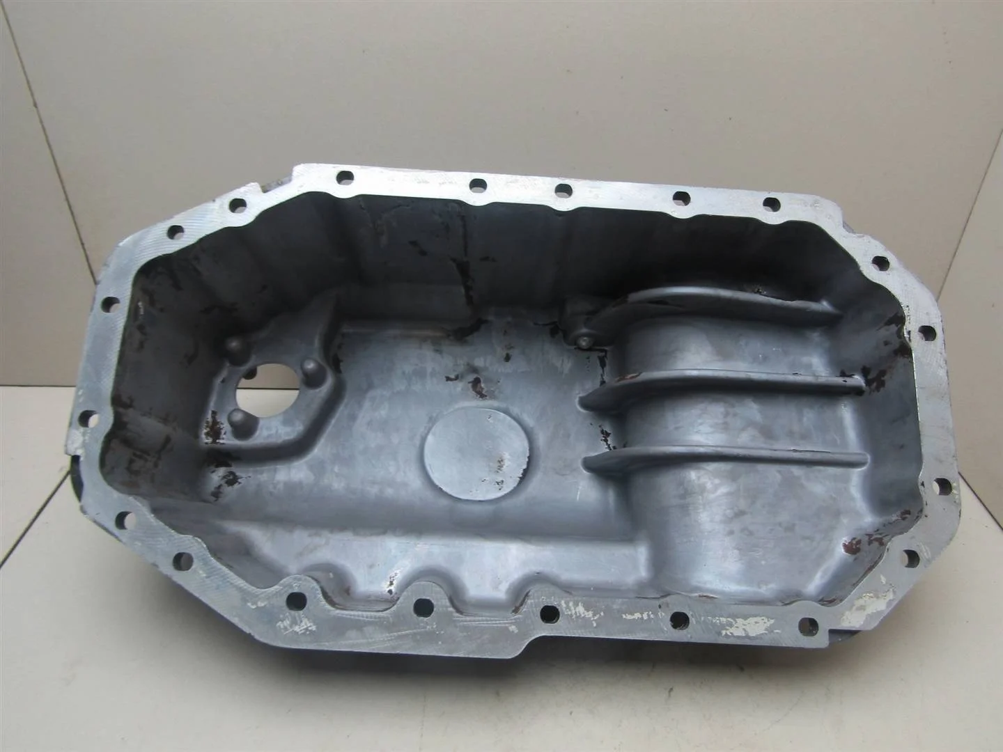 Поддон масляный двигателя VW Golf IV \Bora 1997-2005  [030103603Q]  1.4-1.6 16V в Вологде