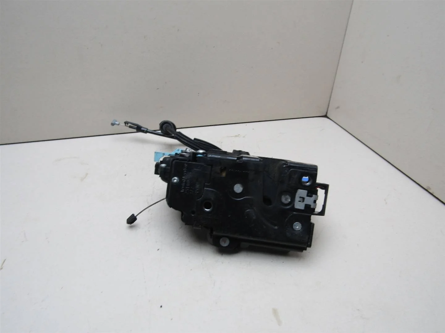 Замок двери задней левой VW Golf Plus 2005-2014  [7L0839015]  в Вологде