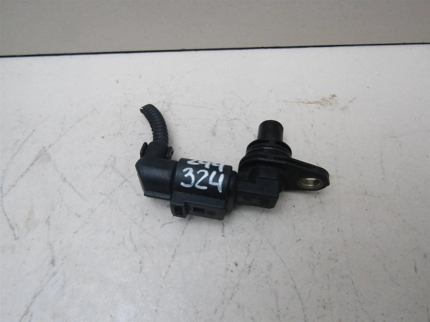 Датчик положения распредвала VW Golf IV \Bora 1997-2005  [036907601D]  в Вологде