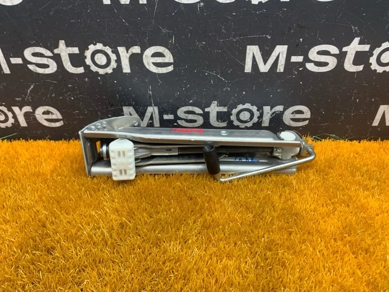 Домкрат Mercedes-Benz E-Class 2010 A2115830415 W212 642.850