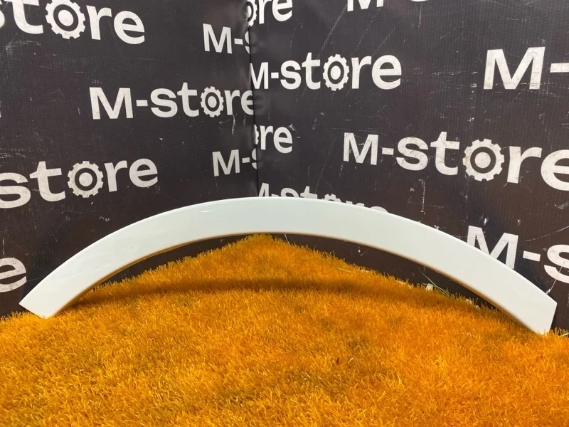 Накладка на крыло Audi Q7 2015 4M0853818A 4M CYR, задняя правая