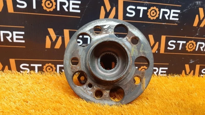 Ступица Mercedes-Benz C-Class 2009 A2309810127 W204 271.950, задняя левая